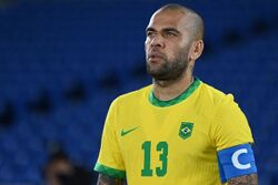 Dani Alves saat membela tim nasional Brasil pada Piala Dunia 2018